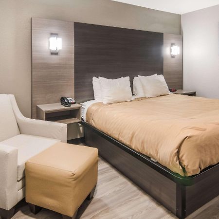 Quality Inn & Suites Fort Worth Exterior foto