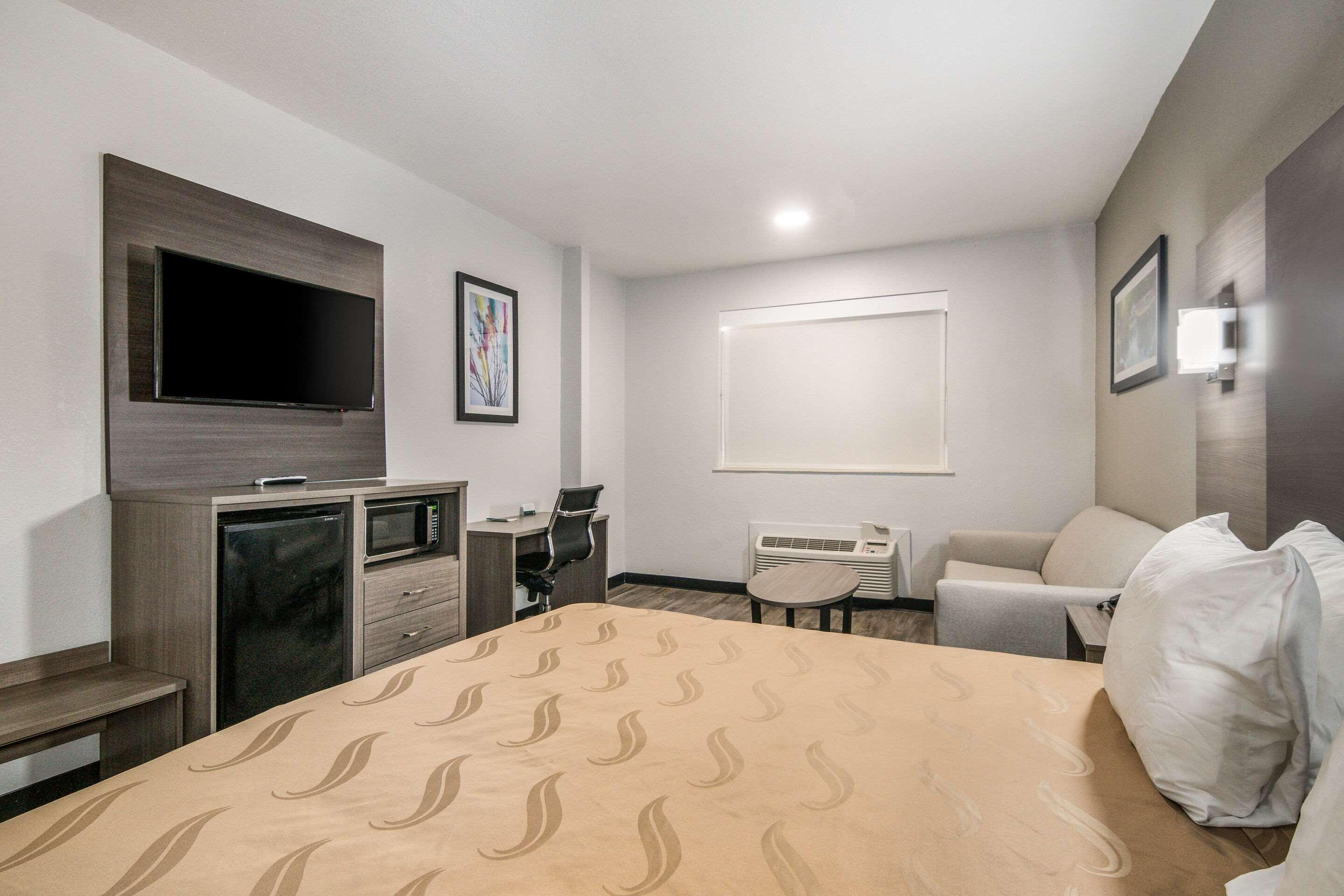 Quality Inn & Suites Fort Worth Exterior foto