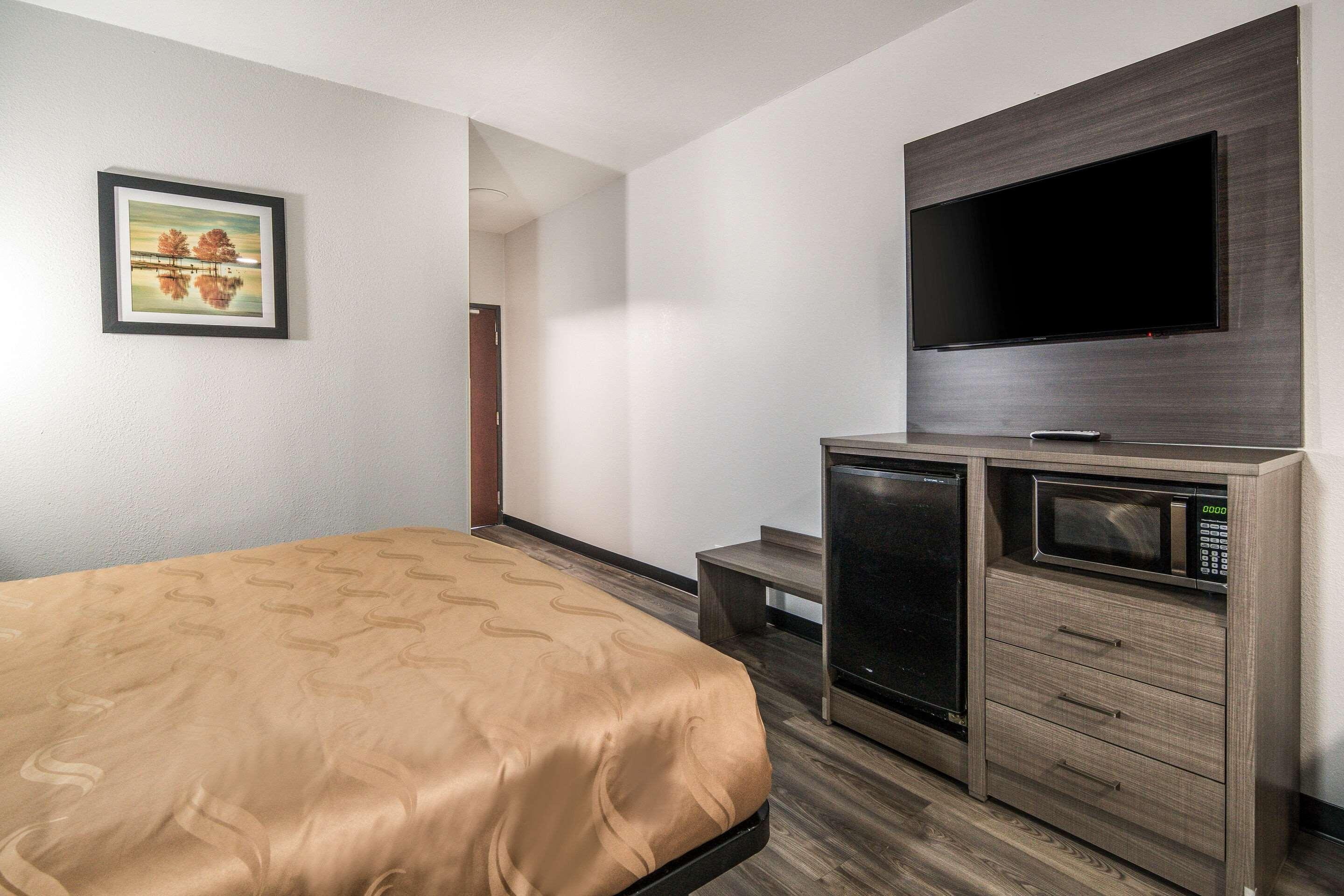 Quality Inn & Suites Fort Worth Exterior foto